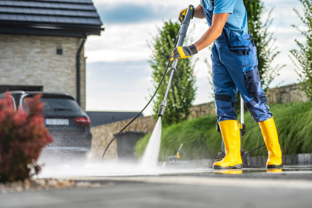 Best Animal Enclosure Cleaning  in Leisure Village, NJ